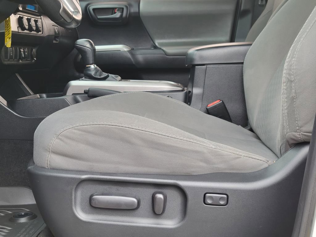 Used 2021 Toyota Tacoma SR5 image 23