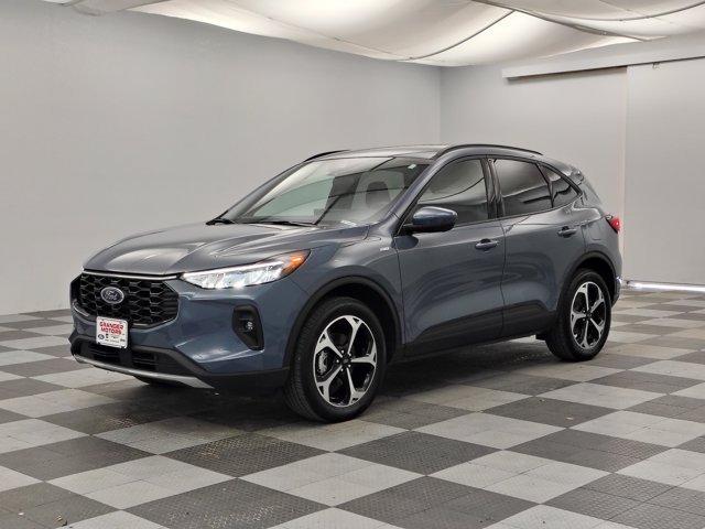 Certified 2025 Ford Escape ST-Line Select w/ Tech Pack #2 AWD/4WD image 7