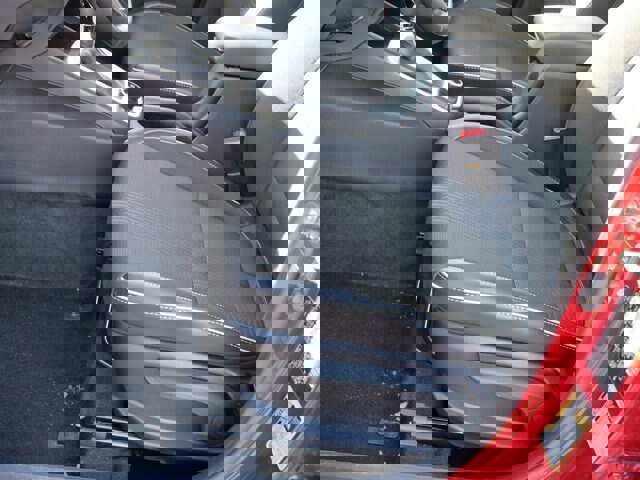 Used 2024 Hyundai Venue Limited image 14