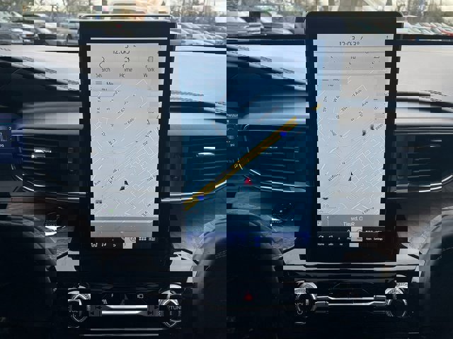 Certified 2021 Ford Explorer Platinum w/ Equipment Group 601A image 24