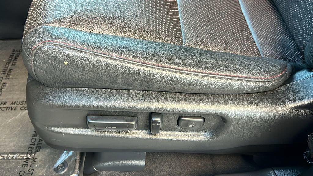 Used 2022 Honda Pilot Black Edition image 16