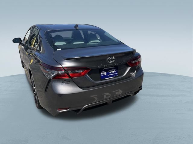 Used 2024 Toyota Camry SE FWD image 7