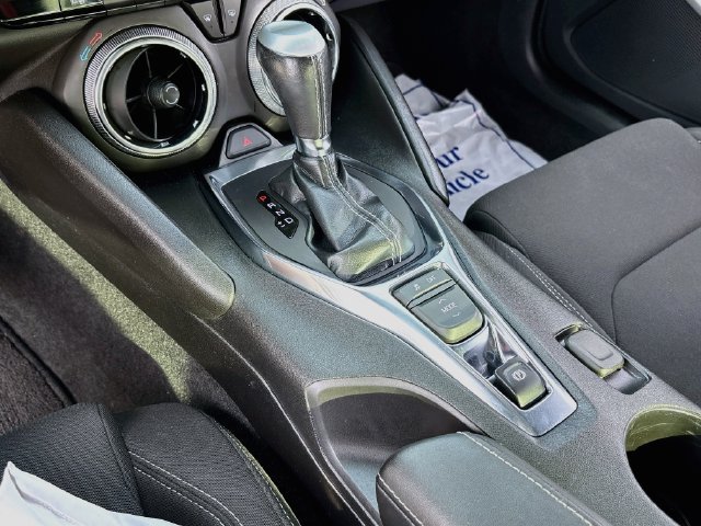 Used 2020 Chevrolet Camaro LT RWD image 16