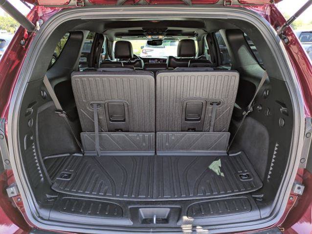 Used 2024 Dodge Durango GT AWD/4WD image 13