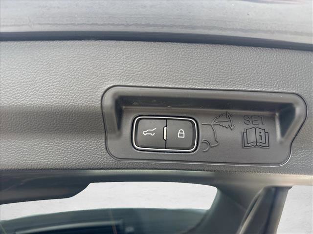 Certified 2023 Ford Explorer XLT RWD image 23