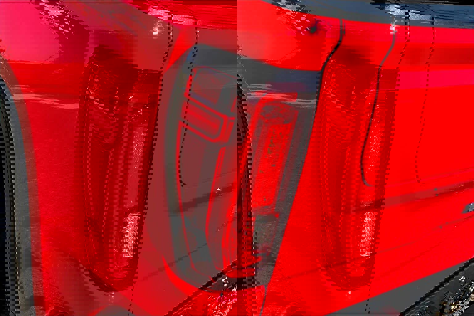 Used 2020 GMC Sierra 1500 SLT image 28