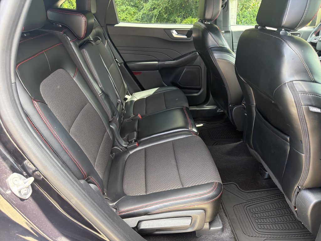 Certified 2024 Ford Escape ST-Line FWD image 30