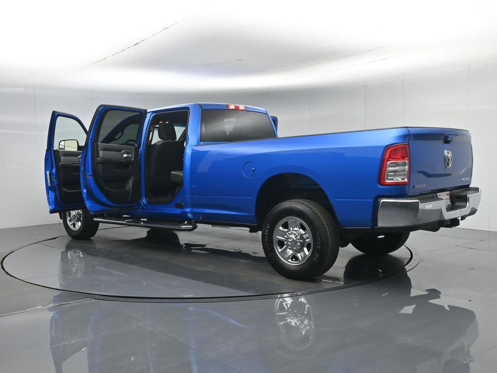 Used 2022 RAM 2500 Big Horn AWD/4WD image 38