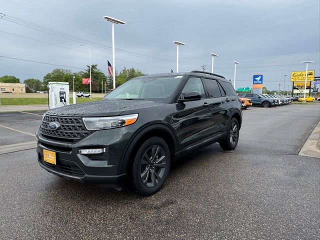 Certified 2023 Ford Explorer XLT w/ Equipment Group 202A AWD/4WD image 32