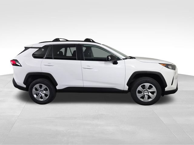 Used 2021 Toyota RAV4 LE w/ Carpet Mat Package (TMS) FWD image 8