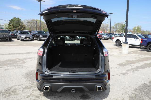 Certified 2023 Ford Edge ST image 16