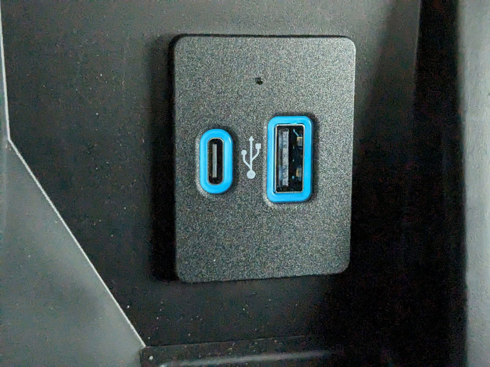 Certified 2024 Ford F150 King Ranch w/ FX4 Off-Road Package image 23