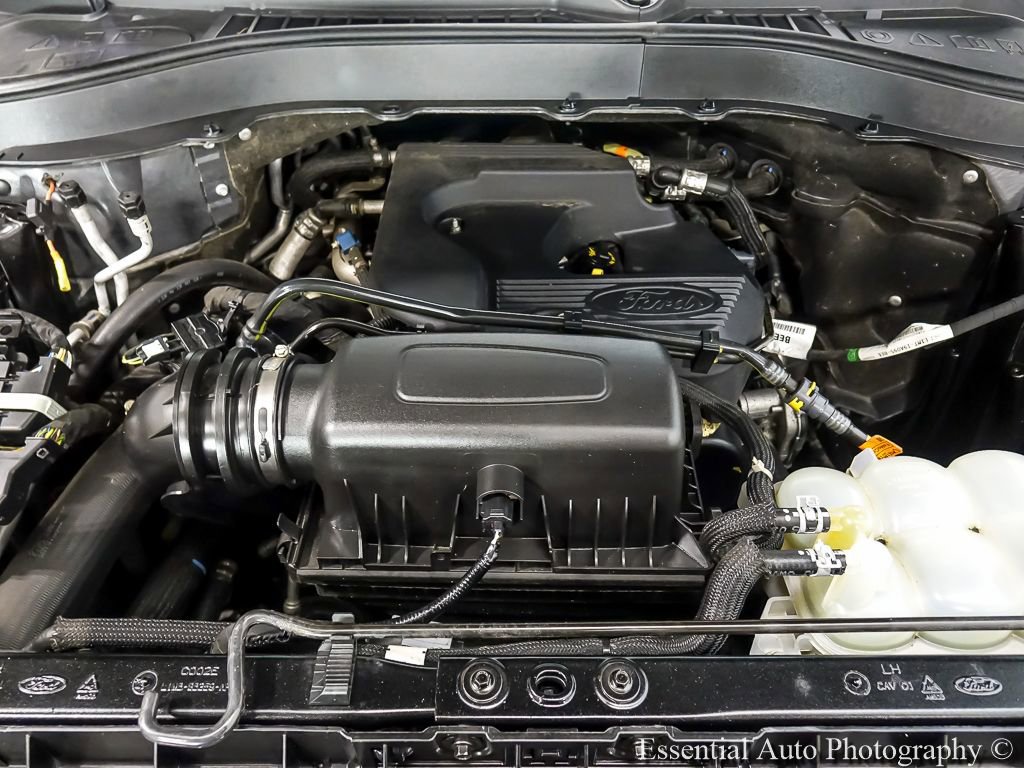 Certified 2020 Ford Explorer XLT w/ Equipment Group 202A AWD/4WD image 27