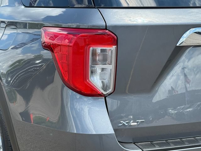 Certified 2023 Ford Explorer XLT w/ Equipment Group 202A AWD/4WD image 30