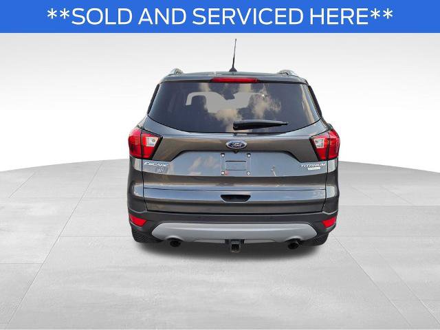 Certified 2019 Ford Escape Titanium w/ U0J03 - Titanium Tow Package FWD image 4
