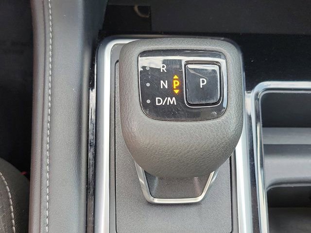 Used 2023 Nissan Pathfinder SV image 29