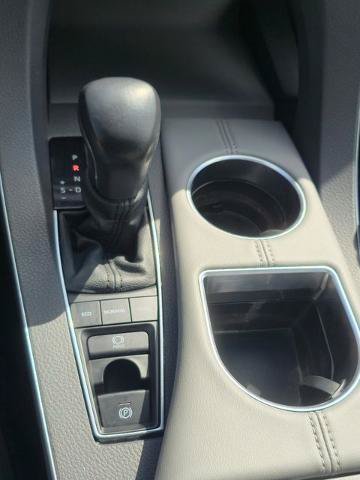Used 2022 Toyota Avalon XLE w/ Moonroof Package FWD image 18