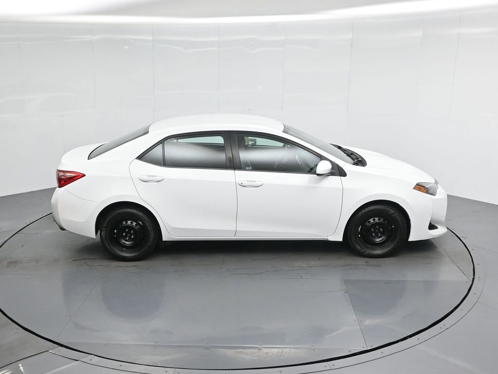 Used 2018 Toyota Corolla L image 9