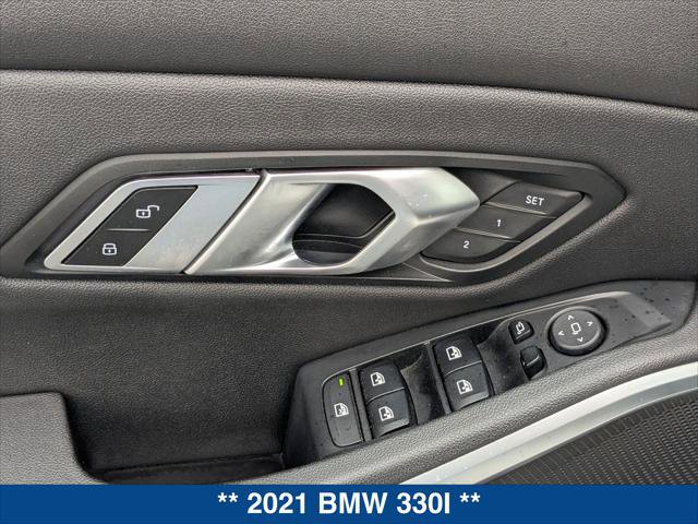 Used 2021 BMW 330i Sedan w/ Driving Assistance Package RWD image 11
