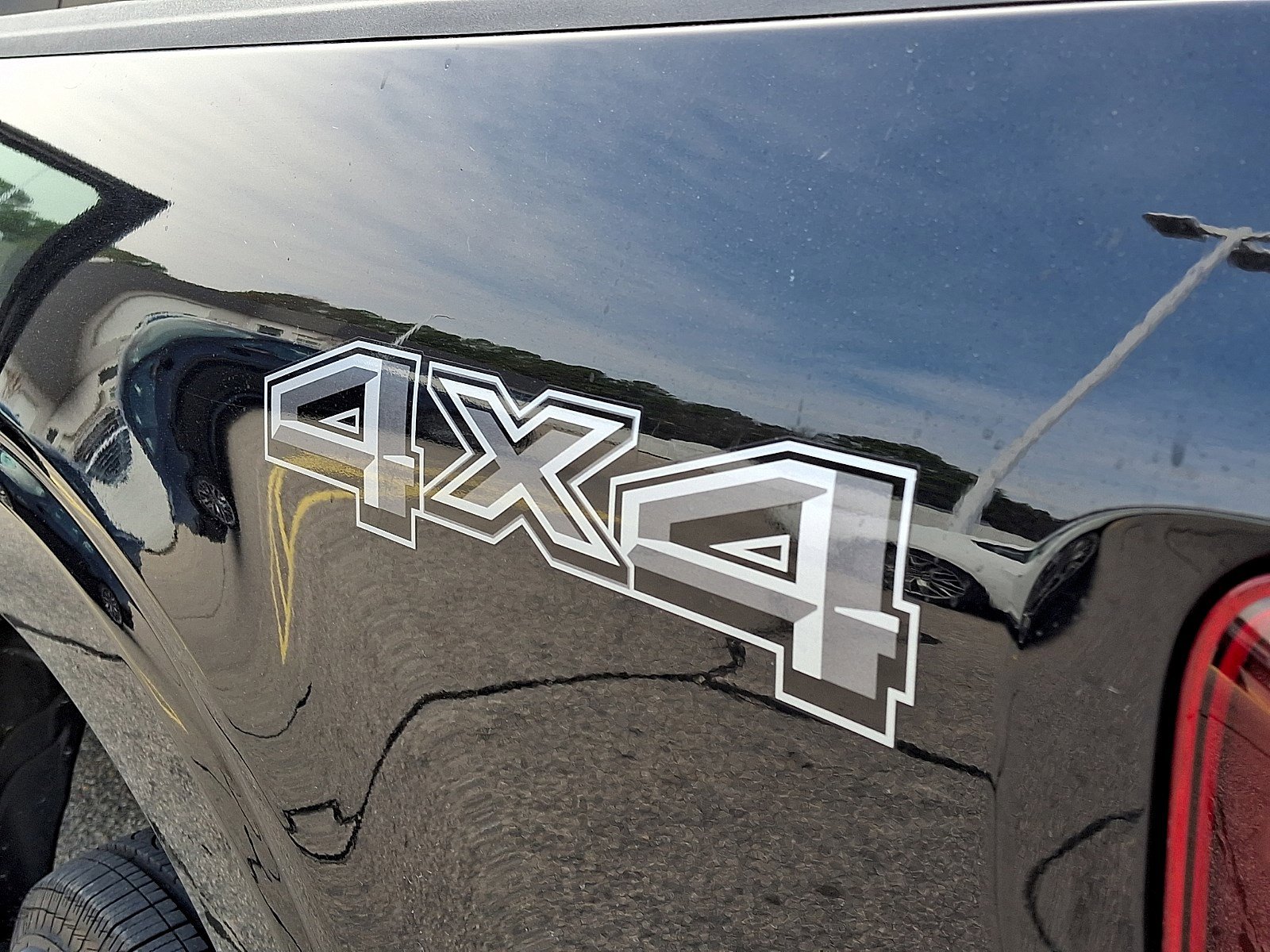 Certified 2024 Ford F150 XLT w/ Mobile Office Package image 30