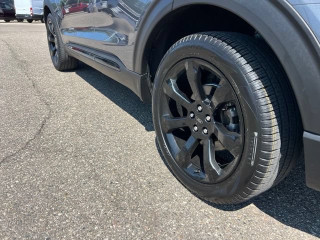 Certified 2024 Ford Explorer ST-Line w/ Class IV Trailer Tow Package AWD/4WD image 27