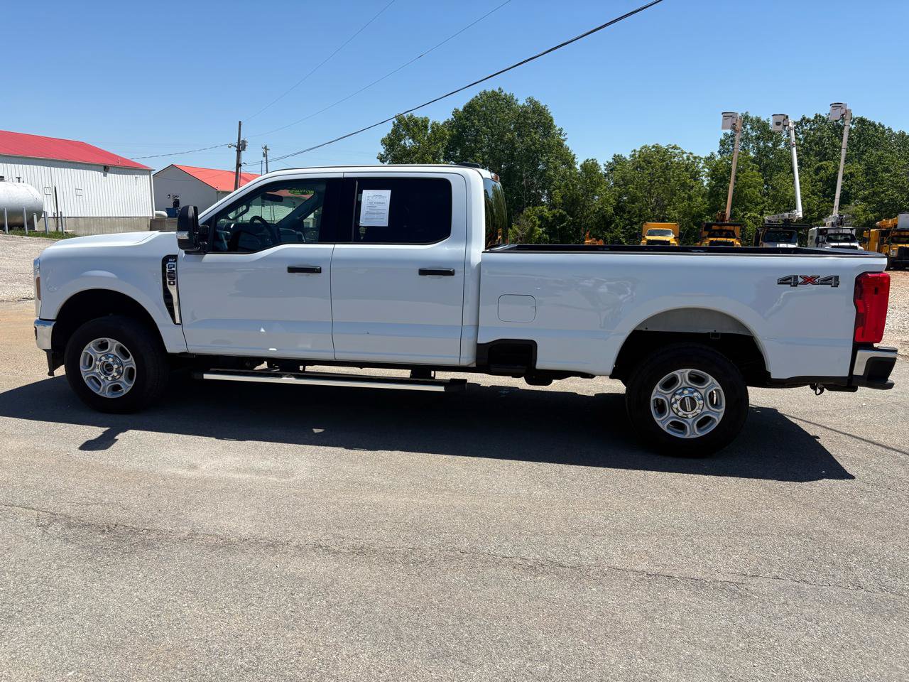 Certified 2025 Ford F250 XLT AWD/4WD image 6