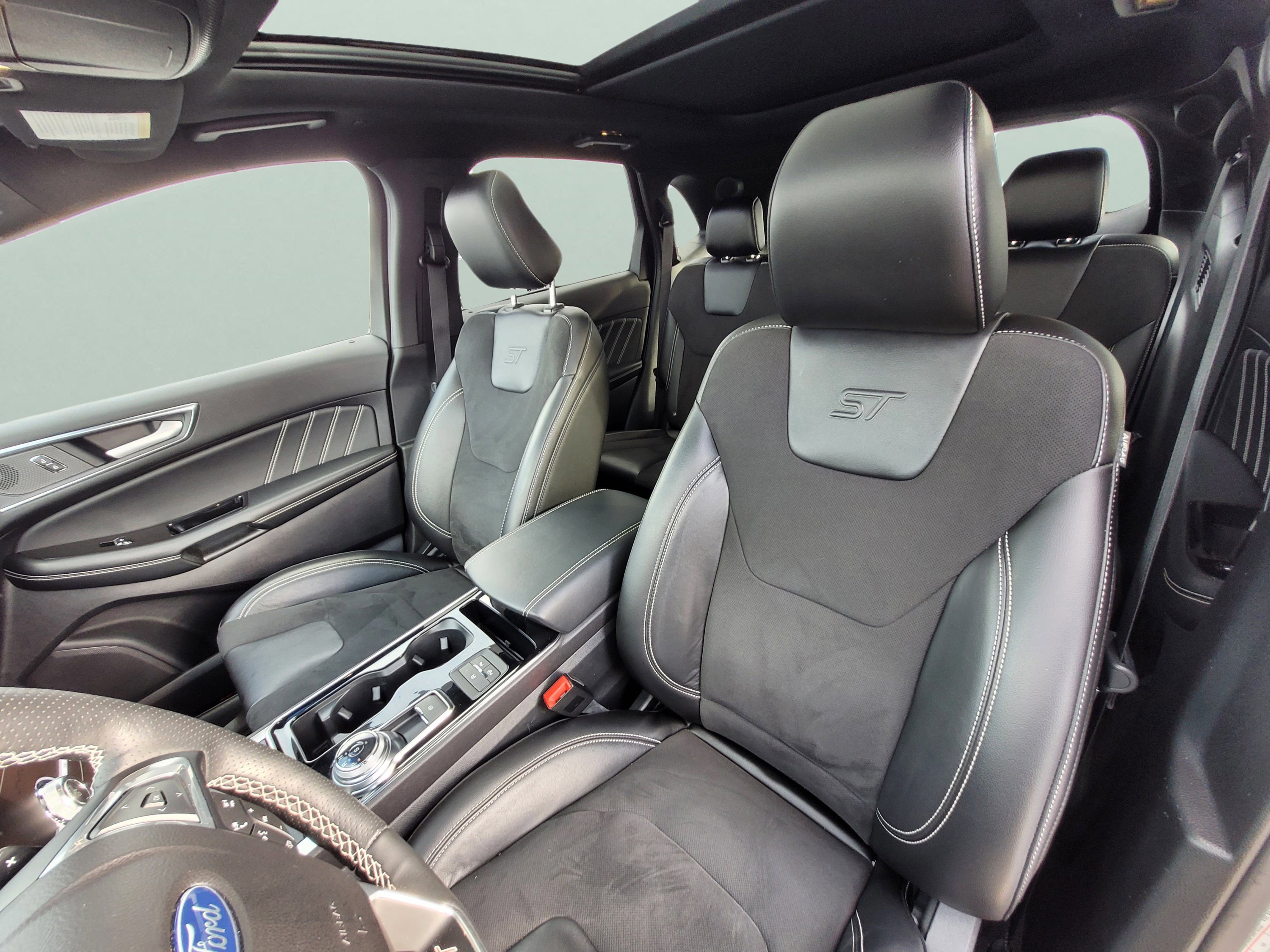 Certified 2020 Ford Edge ST w/ Equipment Group 401A image 33