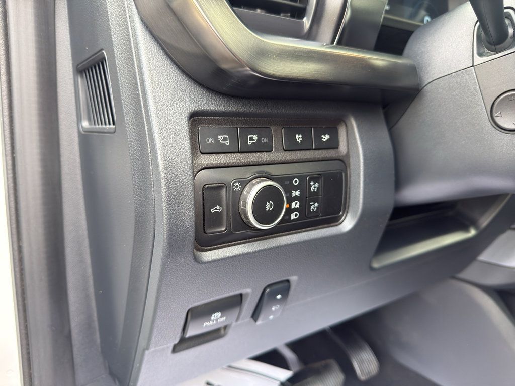 Certified 2024 Ford F250 Lariat w/ Lariat Ultimate Package AWD/4WD image 26