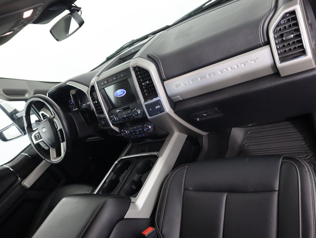 Certified 2020 Ford F250 Lariat w/ Lariat Ultimate Package AWD/4WD image 12