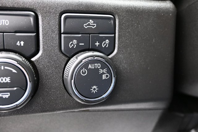 Used 2024 Chevrolet Silverado 1500 LT AWD/4WD image 27