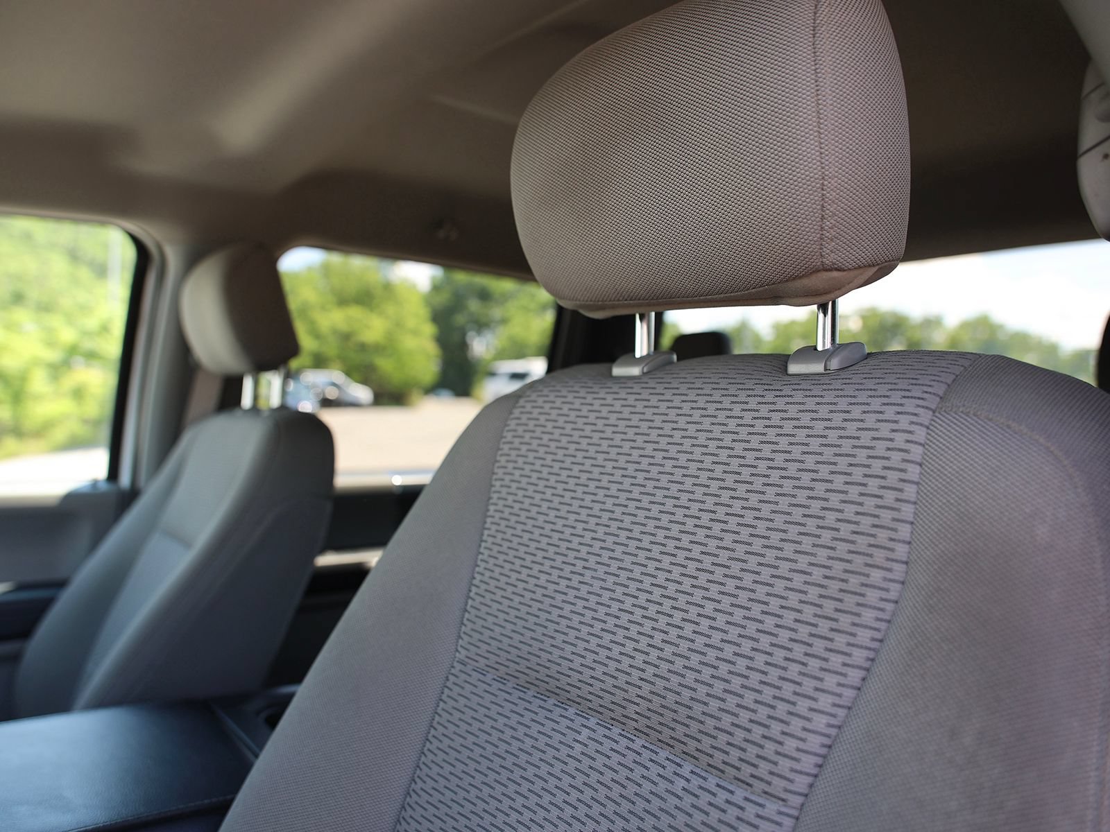 Certified 2019 Ford F250 XLT w/ XLT Premium Package AWD/4WD image 20
