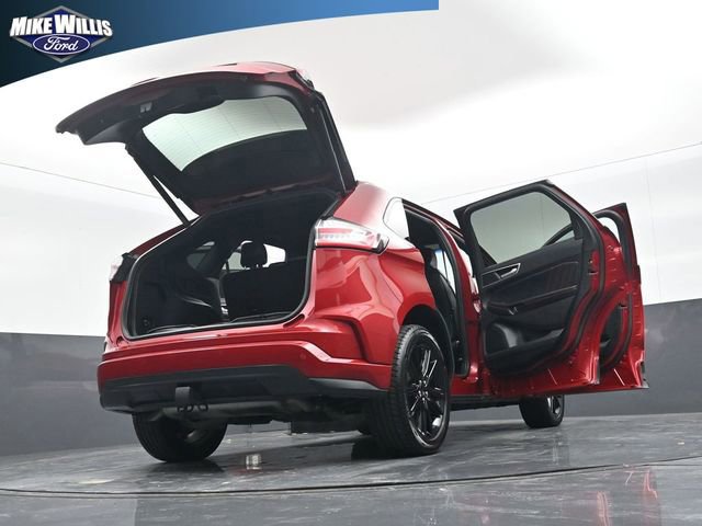 Certified 2022 Ford Edge ST-Line w/ Class II Trailer Tow Package image 29