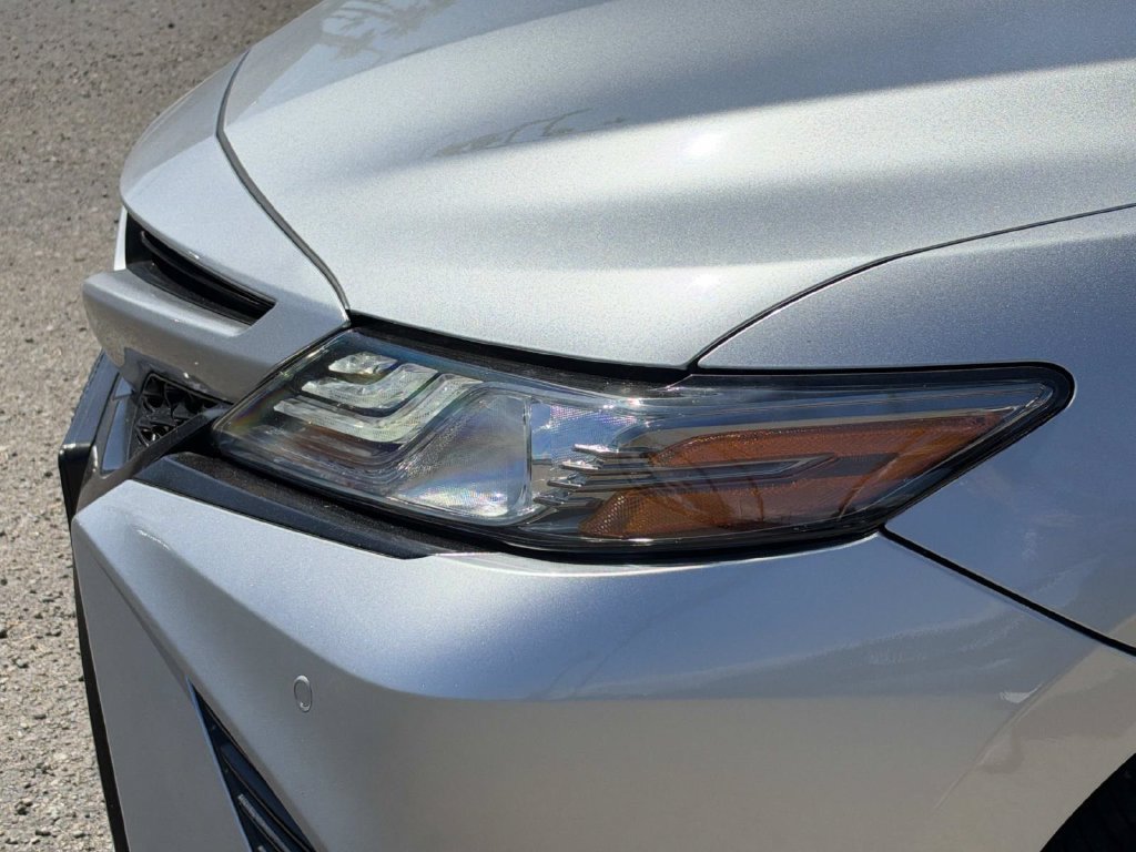 Used 2018 Toyota Camry XSE w/ Driver Assist Package FWD image 10