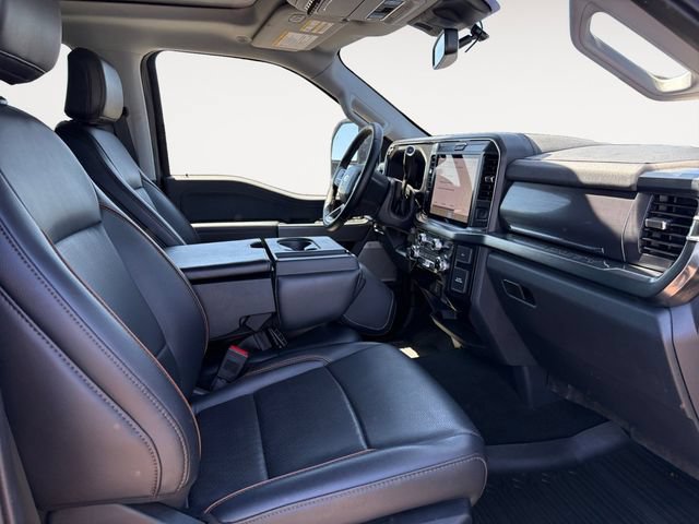 Certified 2025 Ford F350 Lariat w/ FX4 Off-Road Package AWD/4WD image 15