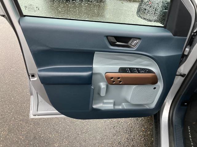 Certified 2024 Ford Maverick Lariat image 17