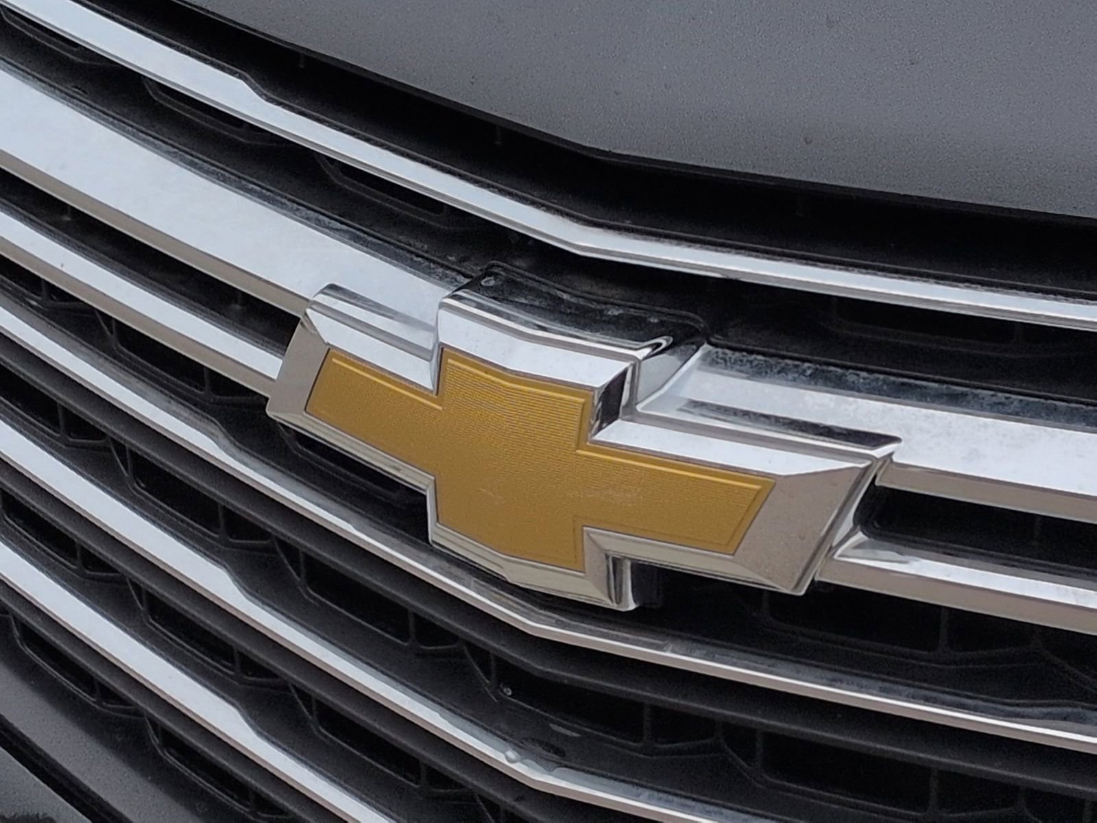 Used 2022 Chevrolet Traverse LT w/ LPO, Cargo Package image 14