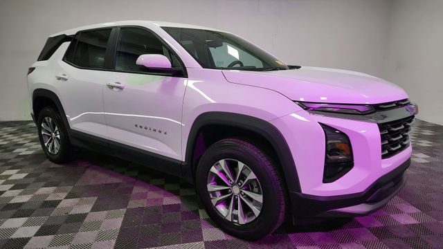 Used 2025 Chevrolet Equinox LT FWD image 1