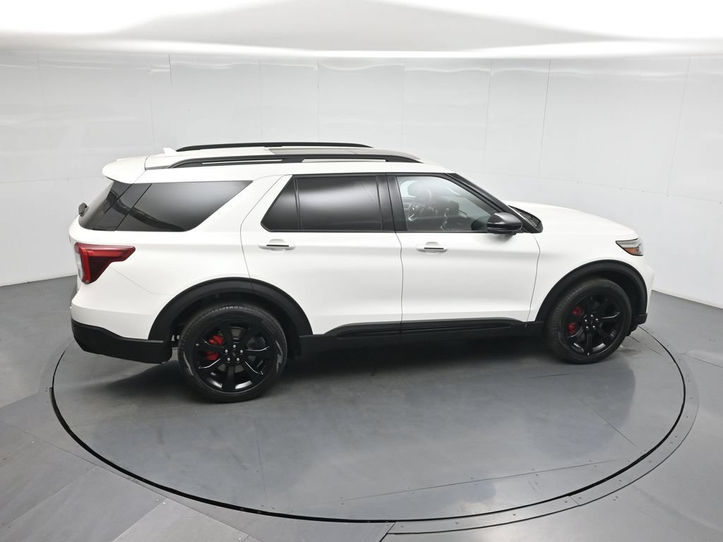 Certified 2023 Ford Explorer ST w/ Equipment Group 401A AWD/4WD image 39