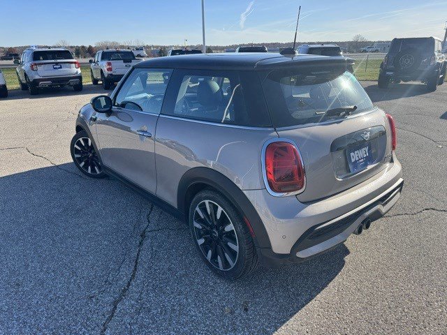 Used 2023 MINI Cooper S image 3