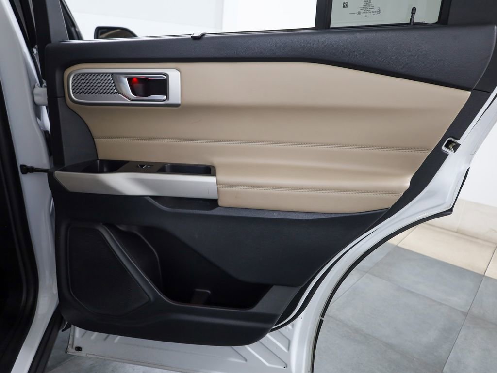 Certified 2021 Ford Explorer Limited w/ Equipment Group 301A image 30