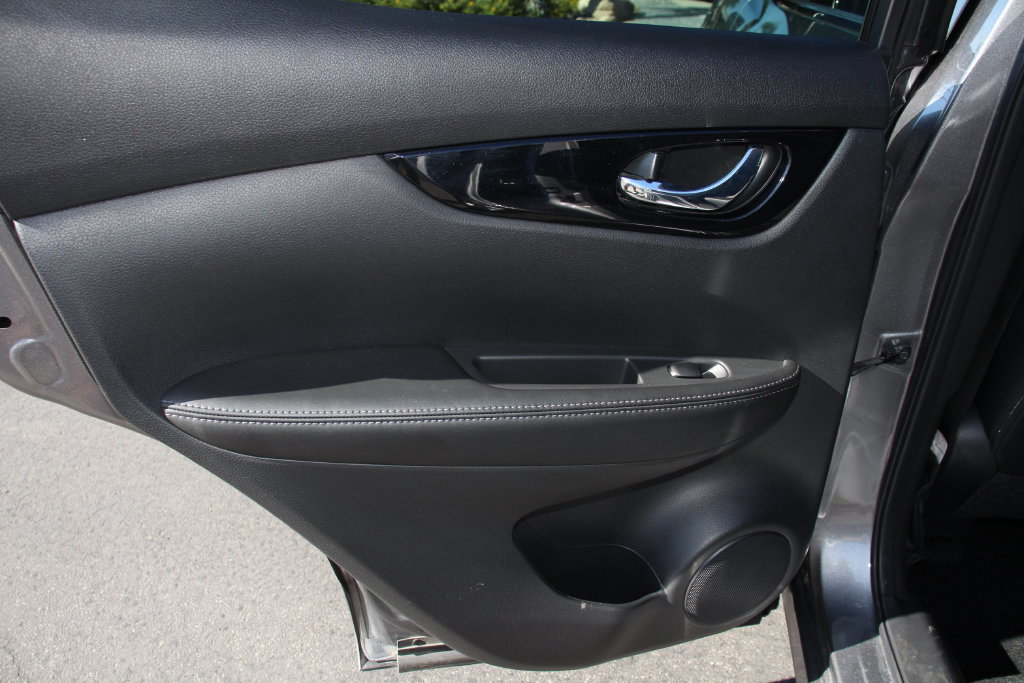 Used 2022 Nissan Rogue Sport SV w/ Technology Package AWD/4WD image 20