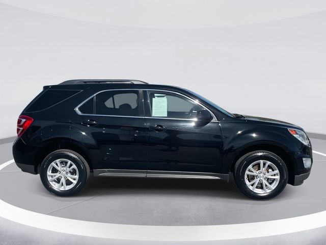 Used 2017 Chevrolet Equinox LT w/ Convenience Package image 2