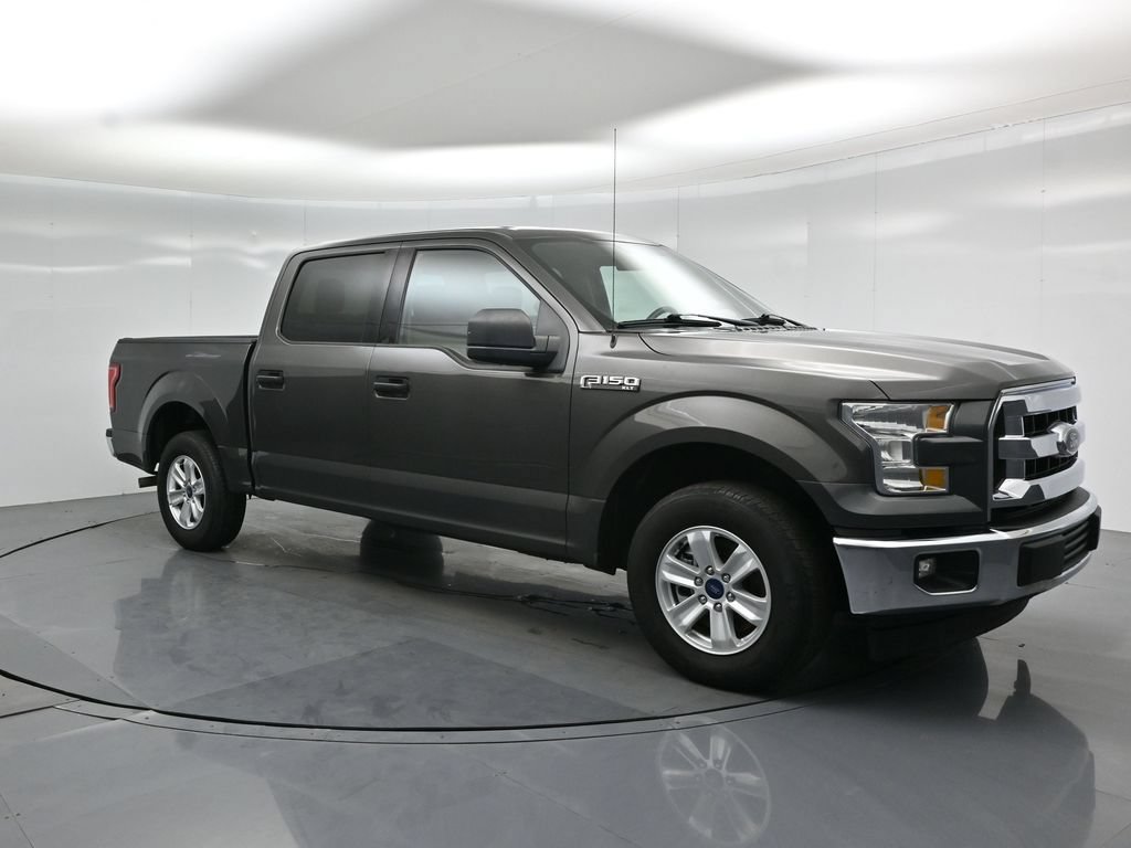 Certified 2017 Ford F150 XLT RWD image 18