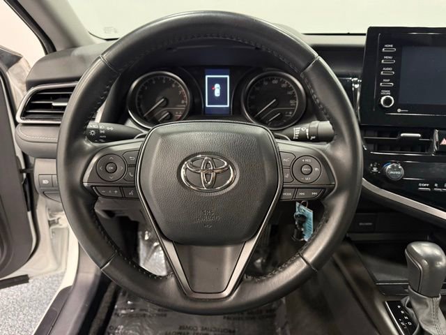 Used 2023 Toyota Camry SE FWD image 21