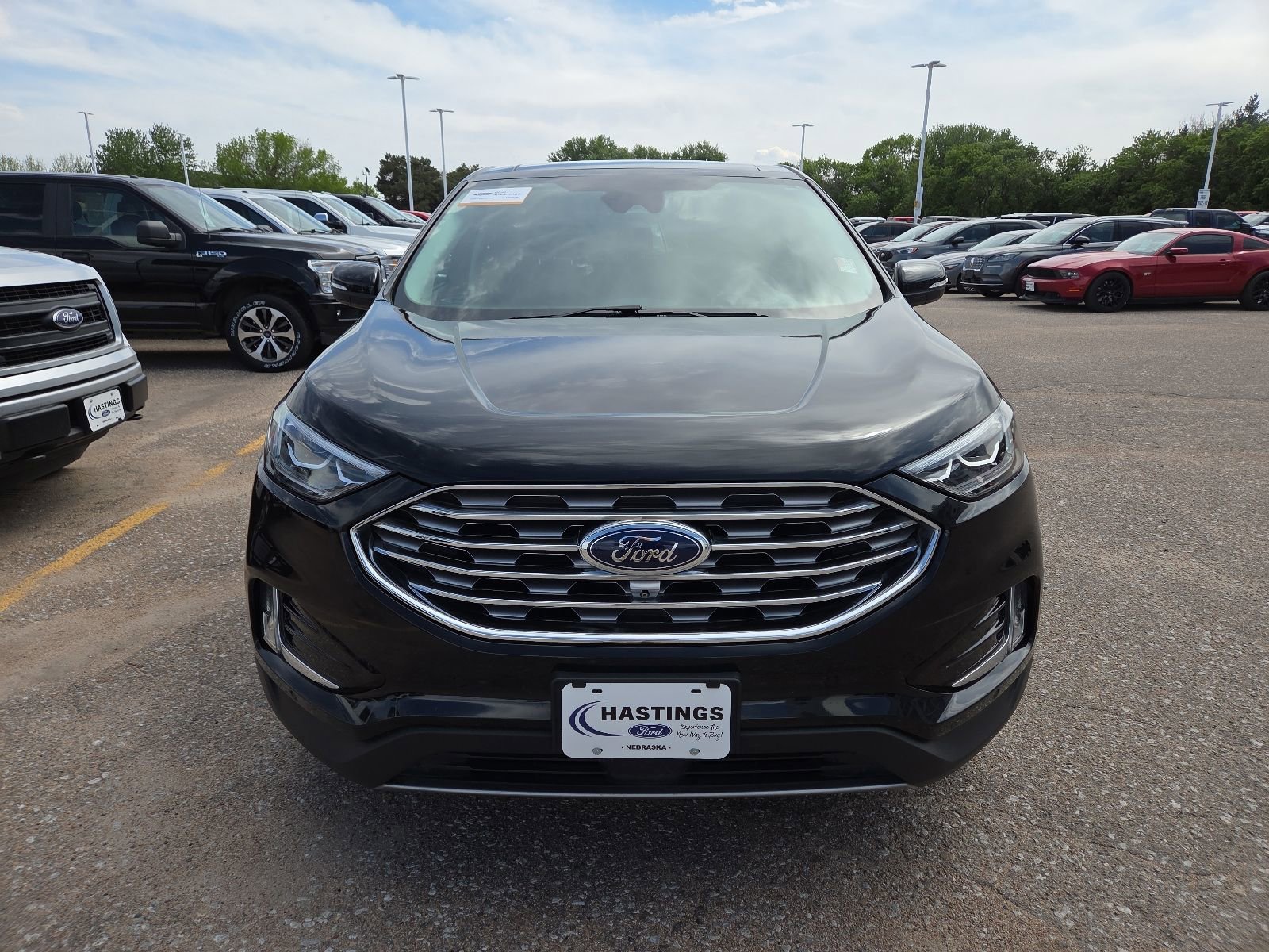 Certified 2022 Ford Edge Titanium w/ Equipment Group 301A AWD/4WD image 13