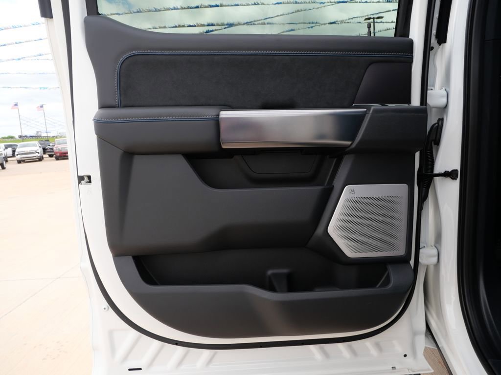 Certified 2026 Ford F450 Platinum AWD/4WD image 15