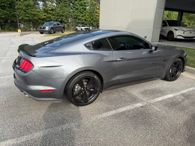 Certified 2022 Ford Mustang GT Premium w/ Black Accent Package RWD image 4