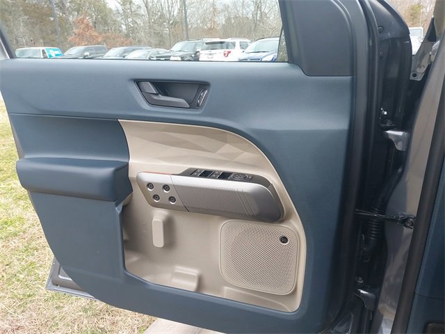 Certified 2025 Ford Maverick Lariat w/ 4K Tow Package image 26