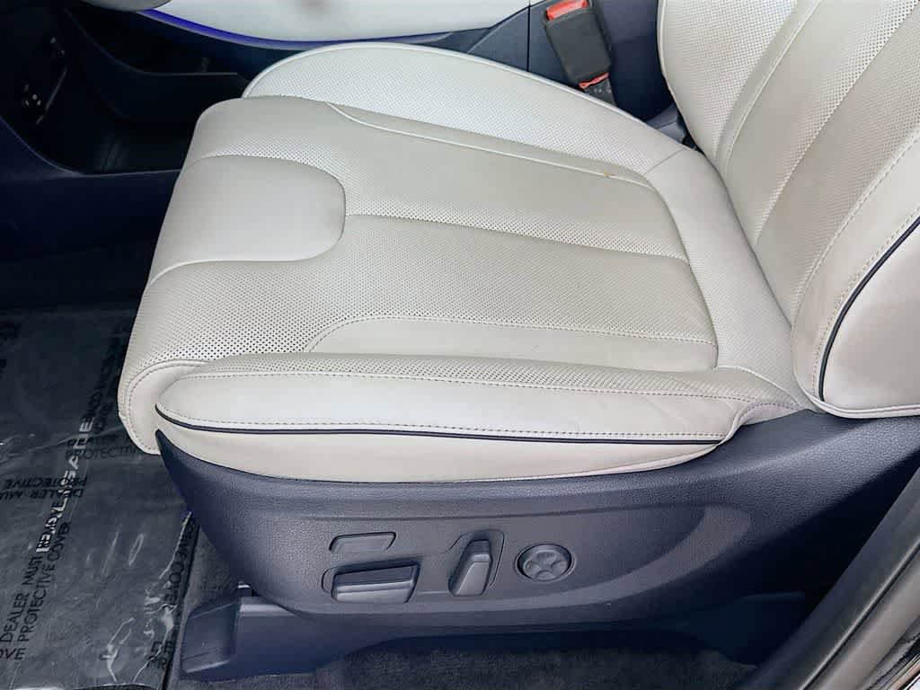 Used 2022 Hyundai Palisade Limited FWD image 32