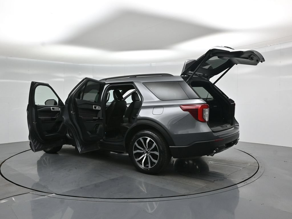 Certified 2022 Ford Explorer ST-Line w/ Class IV Trailer Tow Package AWD/4WD image 32